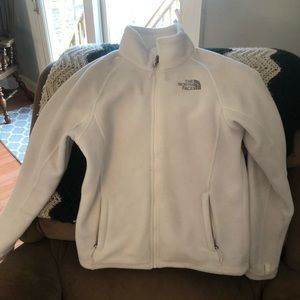 White zip up north face size small